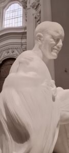 Pieta, rzeźba marmurowa Jago Jacopo Cardillo współczesny Michał Anioł